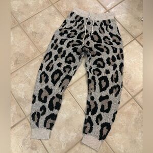 Vici Wimen’s Leopard Knit Joggers - Gray, Black, Taupe